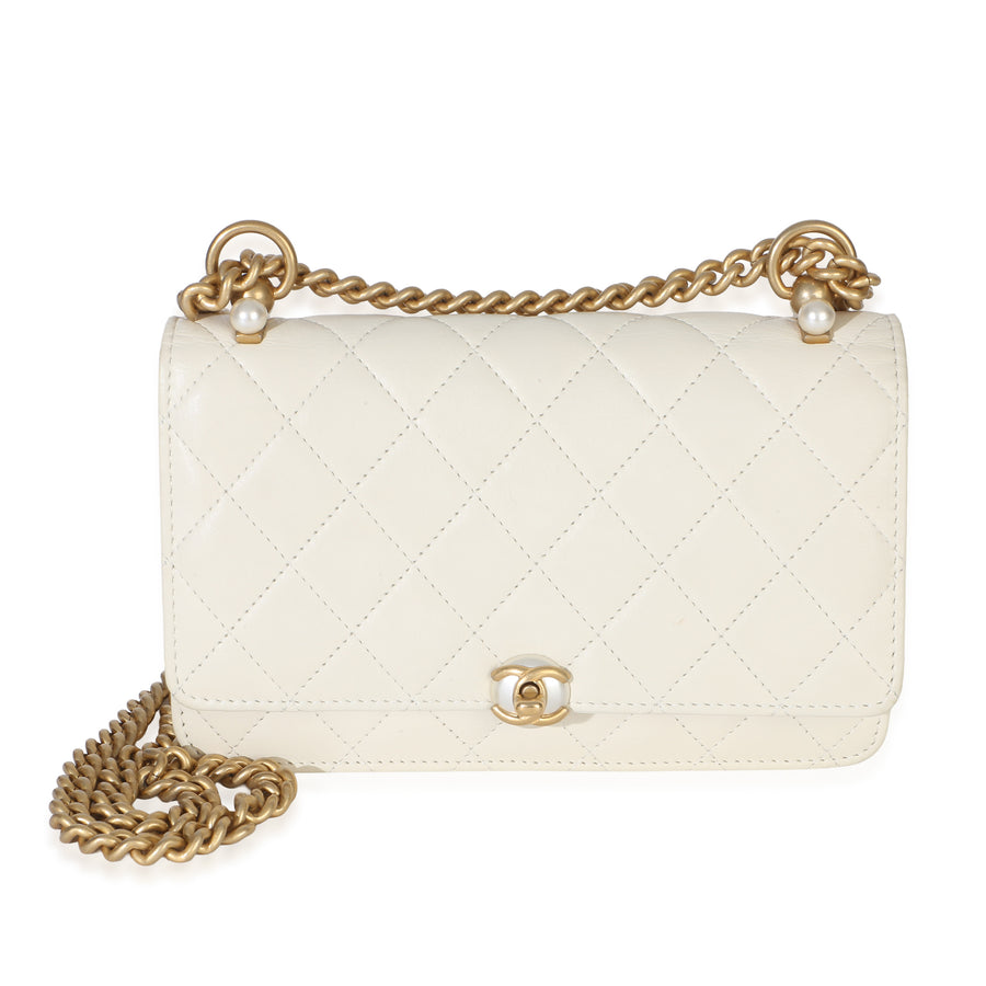 Chanel White Quilted Calfskin Pearl Cc Wallet On Chain Leather Handbag