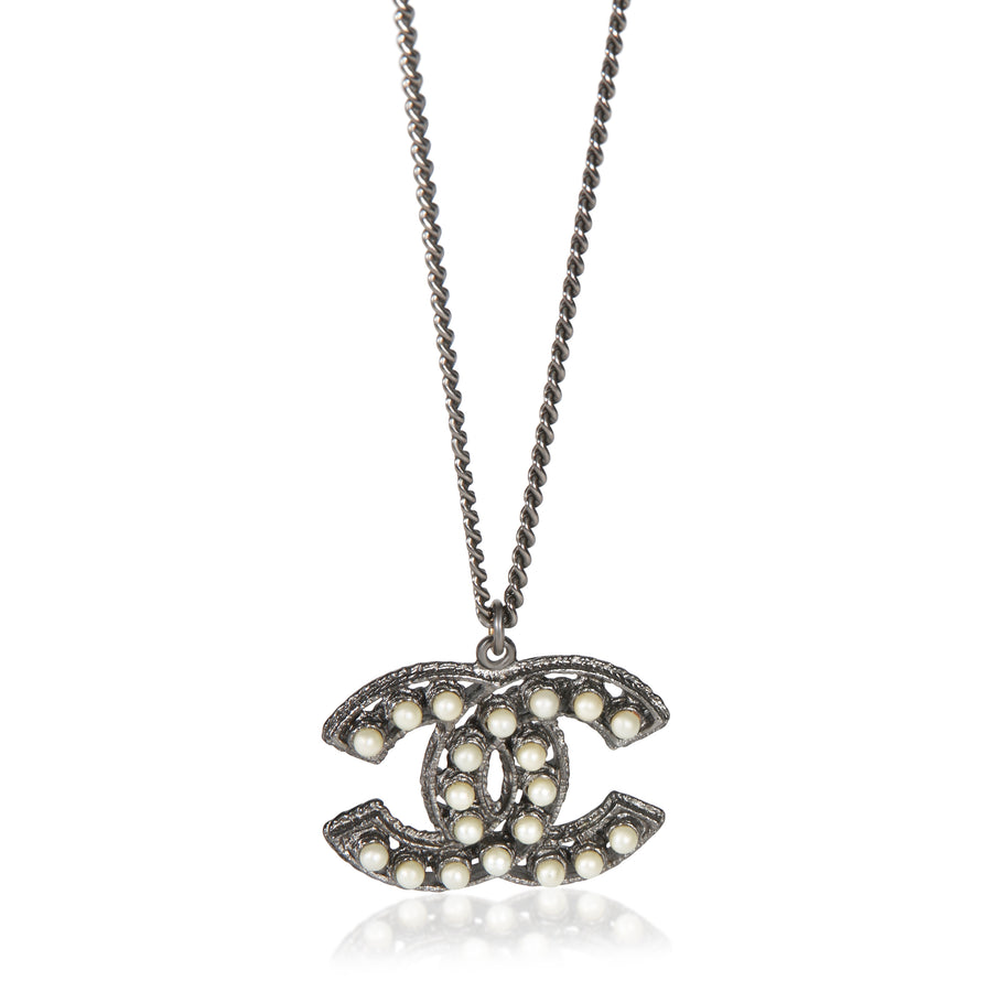 Chanel 2014 Faux Pearl Cc Pendant