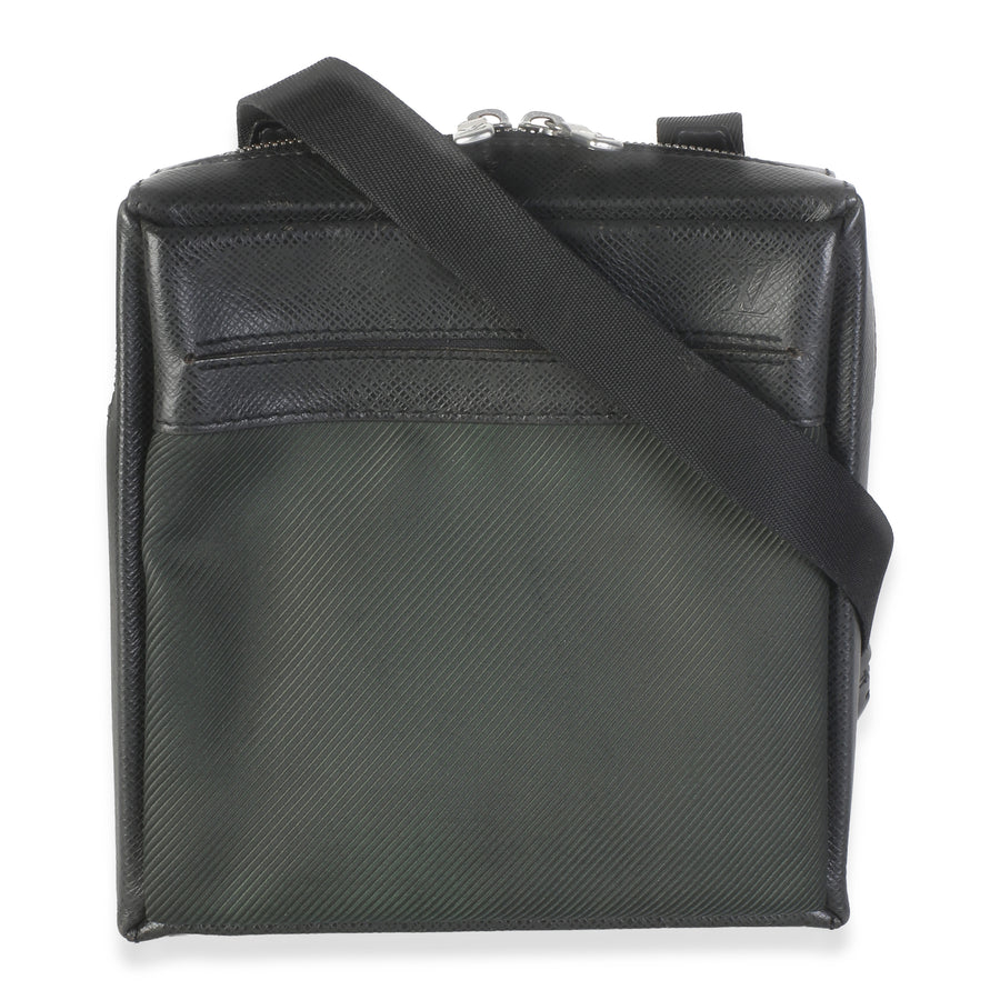 Louis Vuitton Epicea Black Taiga Canvas Sayan Messenger Bag Fabric; Leather