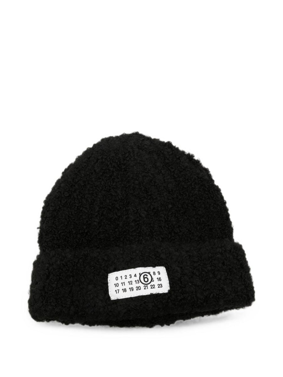 Mm6 Maison Margiela Logo-Patch Knit Beanie — Black Beanies
