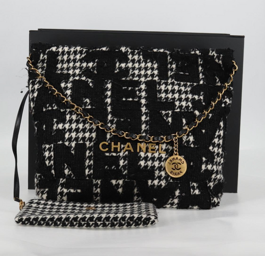 Chanel Tweed Houndstooth 22 Bag