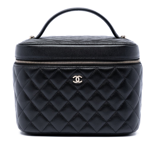 Medium CC Quilted Caviar Vanity Case - Image 1