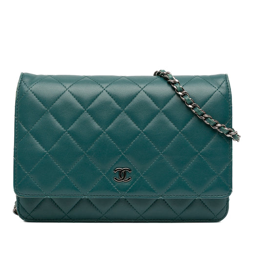 CC Quilted Lambskin Wallet On Chain - Image 1