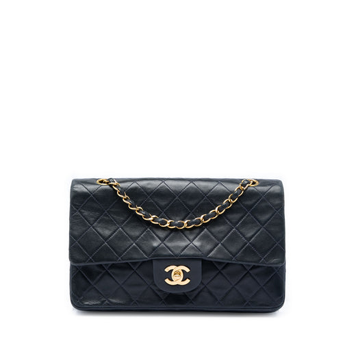 Medium Classic Lambskin Double Flap - Image 1