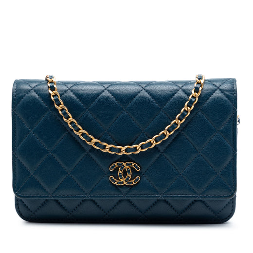 Quilted Lambskin 19 Wallet on Chain - Image 1