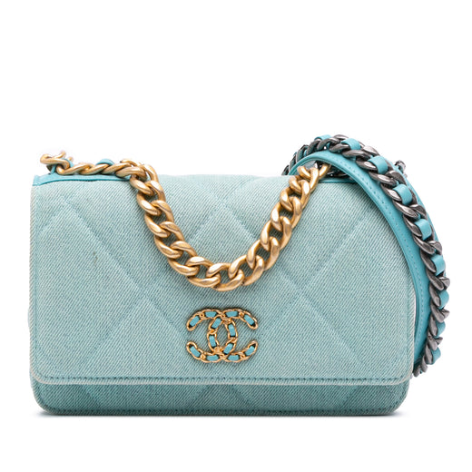 Denim 19 Wallet on Chain - Image 1