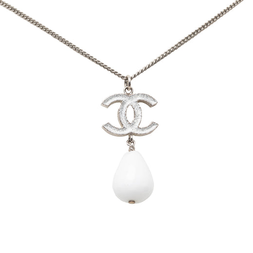CC Brass Resin Teardrop Pendant Necklace - Image 1