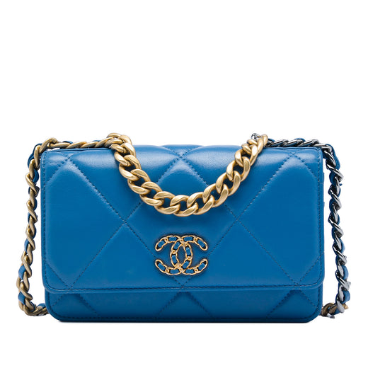 Quilted Lambskin 19 Wallet On Chain - Image 1