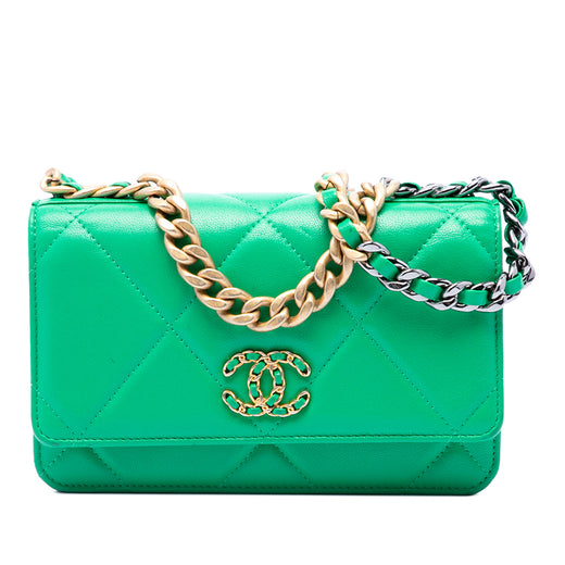 Quilted Lambskin 19 Wallet on Chain - Image 1