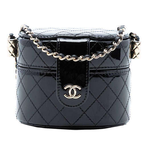 CC Quilted Patent Vanity Case with Chain - Image 1