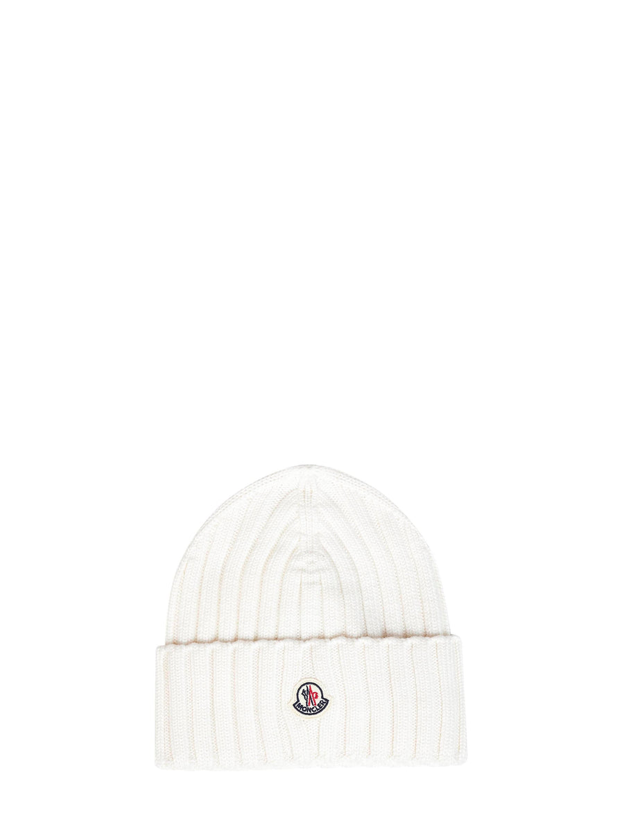 Moncler L20933b00036a9327030 Ribbed Virgin Wool Beanie — White Beanies