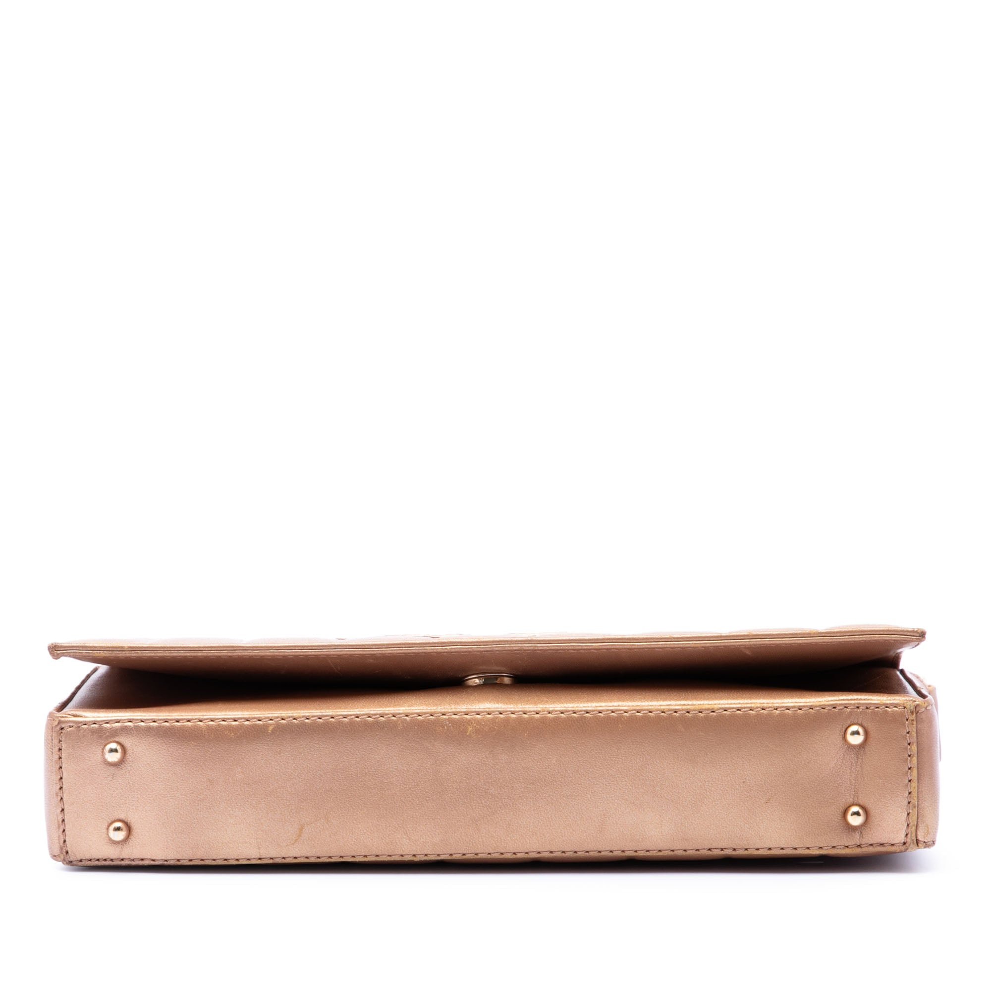 CC Chocolate Bar Metallic Lambskin Shoulder Bag - Image 3