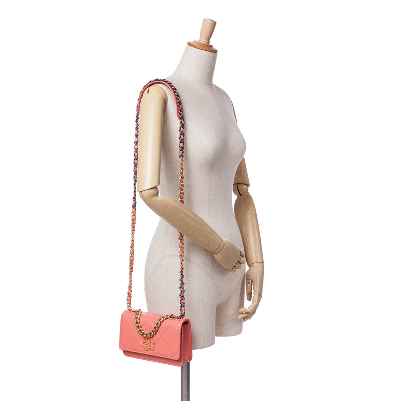 Quilted Lambskin 19 Wallet on Chain - Image 10