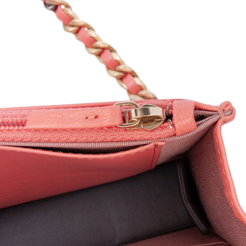 Quilted Lambskin 19 Wallet on Chain - Image 8
