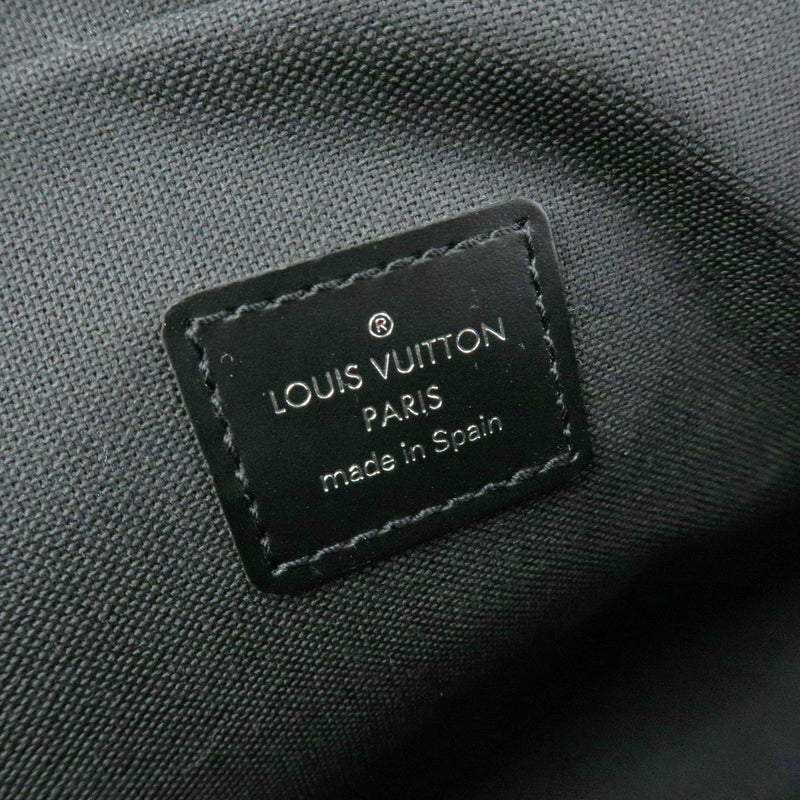 Louis Vuitton Kaluga Pochette Clutch Taiga Leather Black