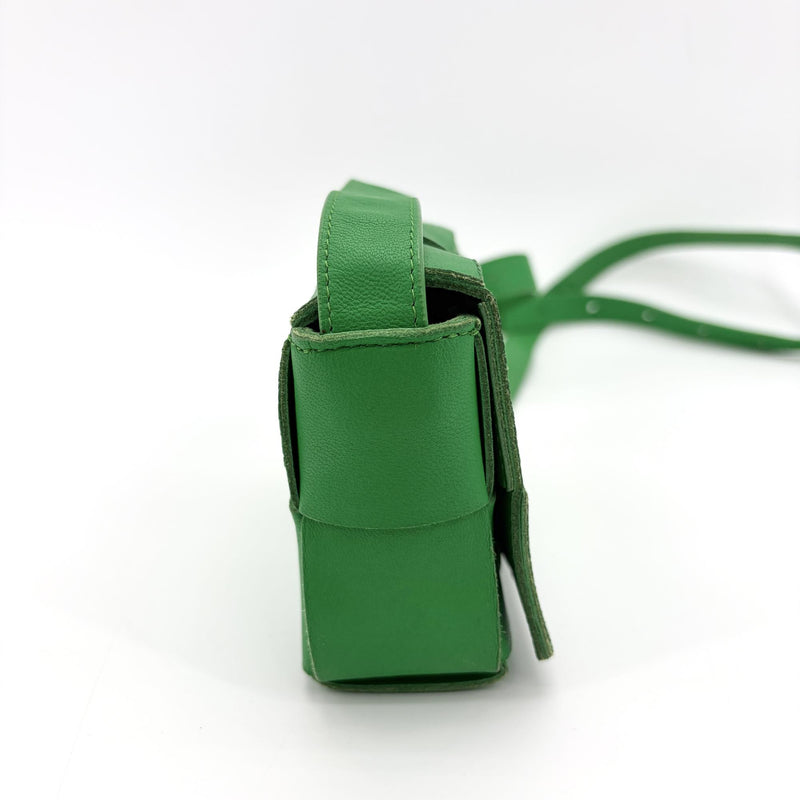 Bottega Veneta Cassette Maxi Intrecciato Leather Green Bag