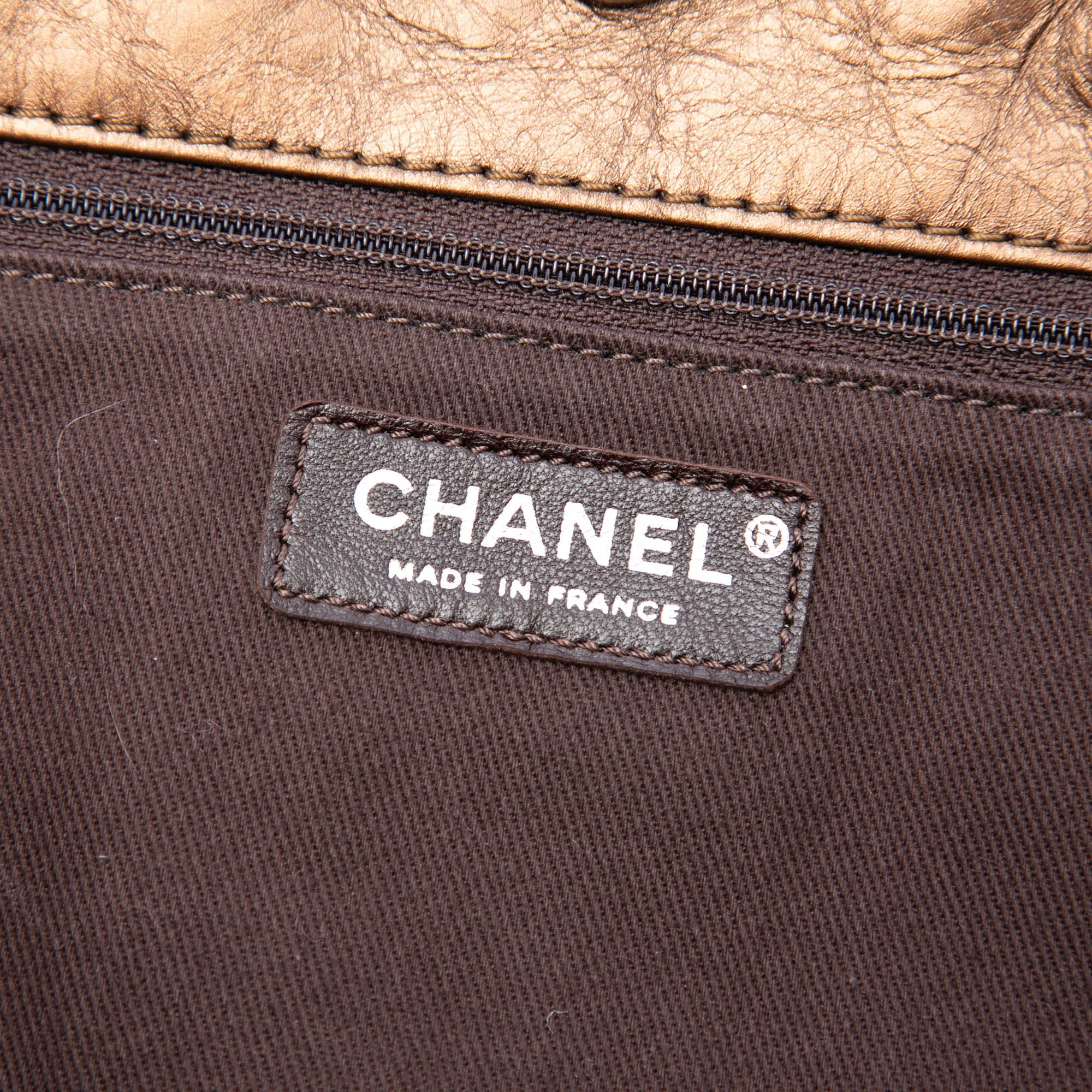 Distressed Calfskin Shopping In Moscow Tote - Image 5
