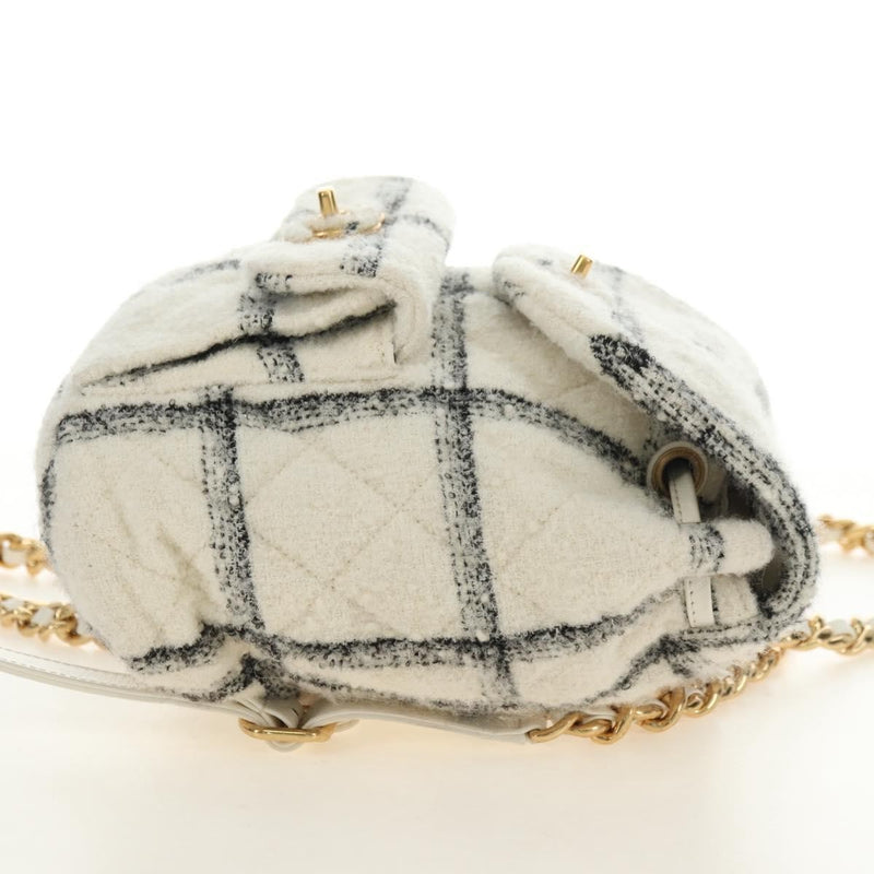 Chanel Duma Drawstring Quilted Wool Tweed Beige Bag