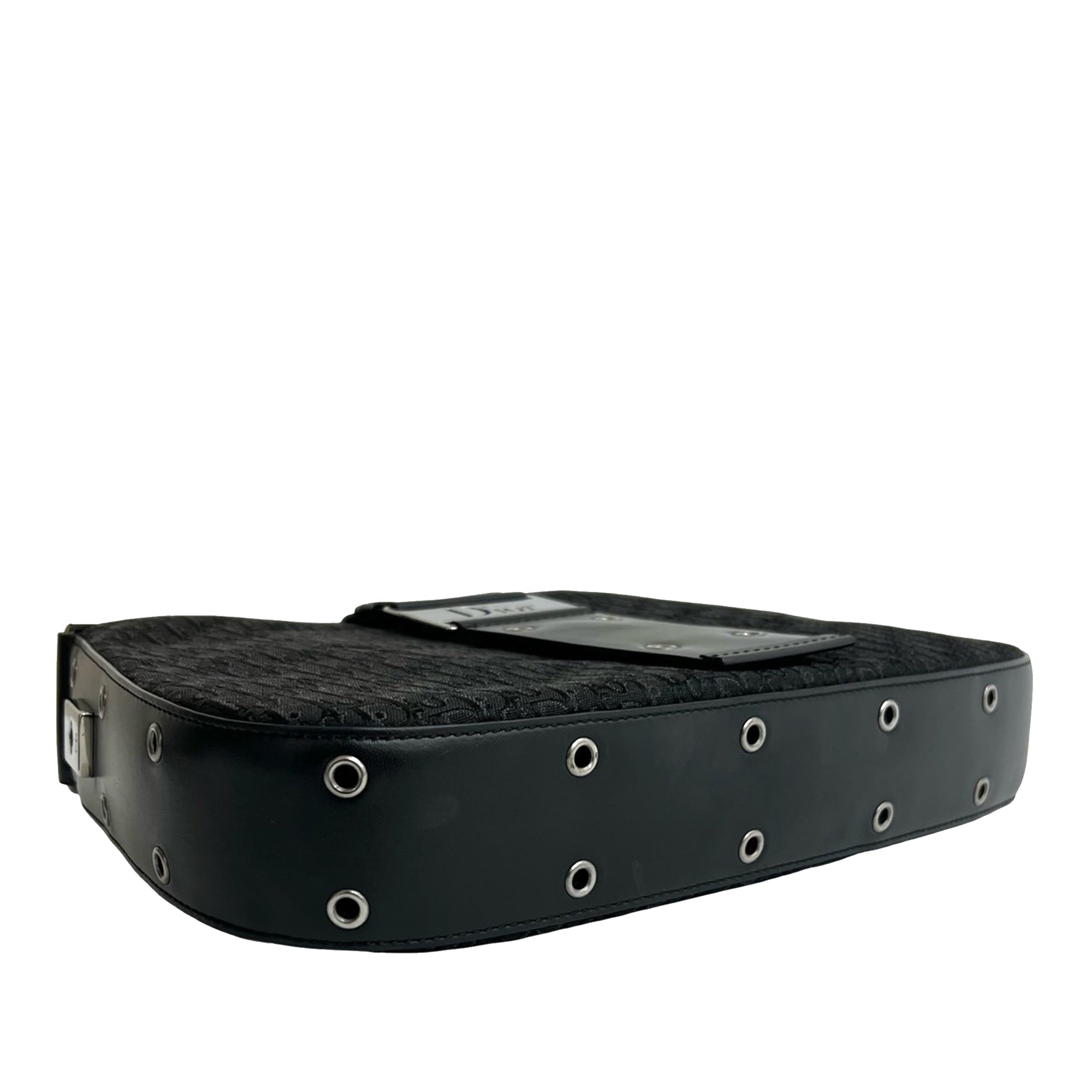 Canvas Street Chic Columbus Shoulder Bag - Image 3