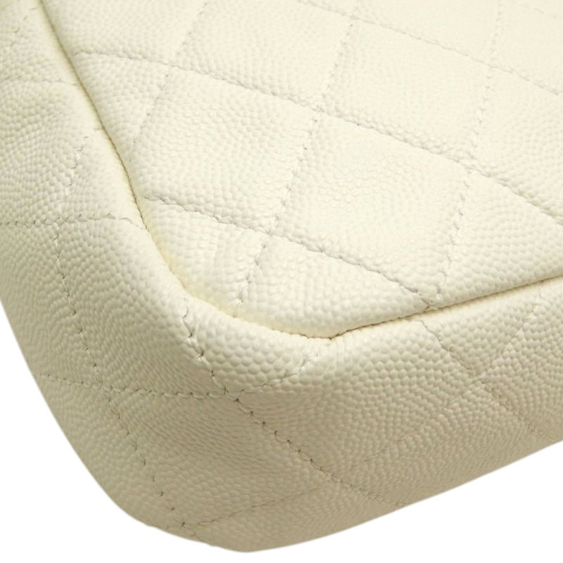 CC Quilted Caviar Day Camera Bag - Image 15