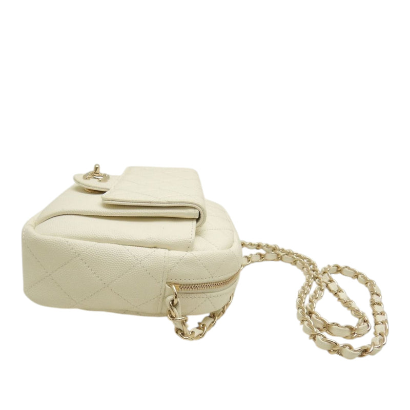 CC Quilted Caviar Day Camera Bag - Image 16