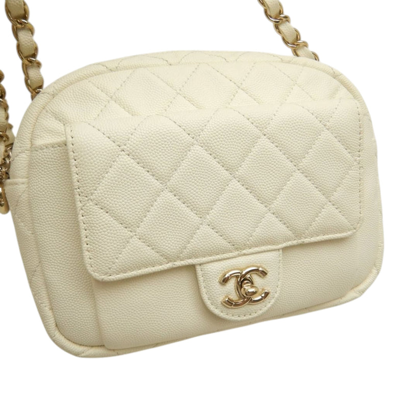CC Quilted Caviar Day Camera Bag - Image 2
