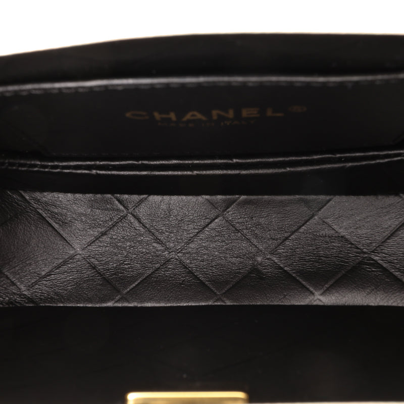 CC Quilted Lambskin Round Moon Messenger Flap - Image 4