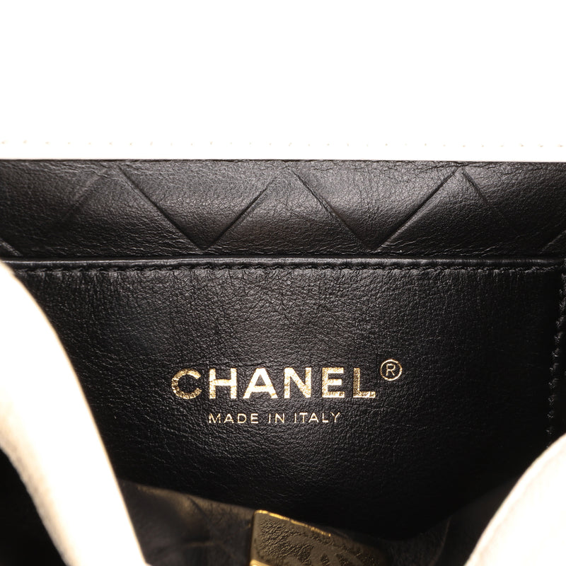 CC Quilted Lambskin Round Moon Messenger Flap - Image 5