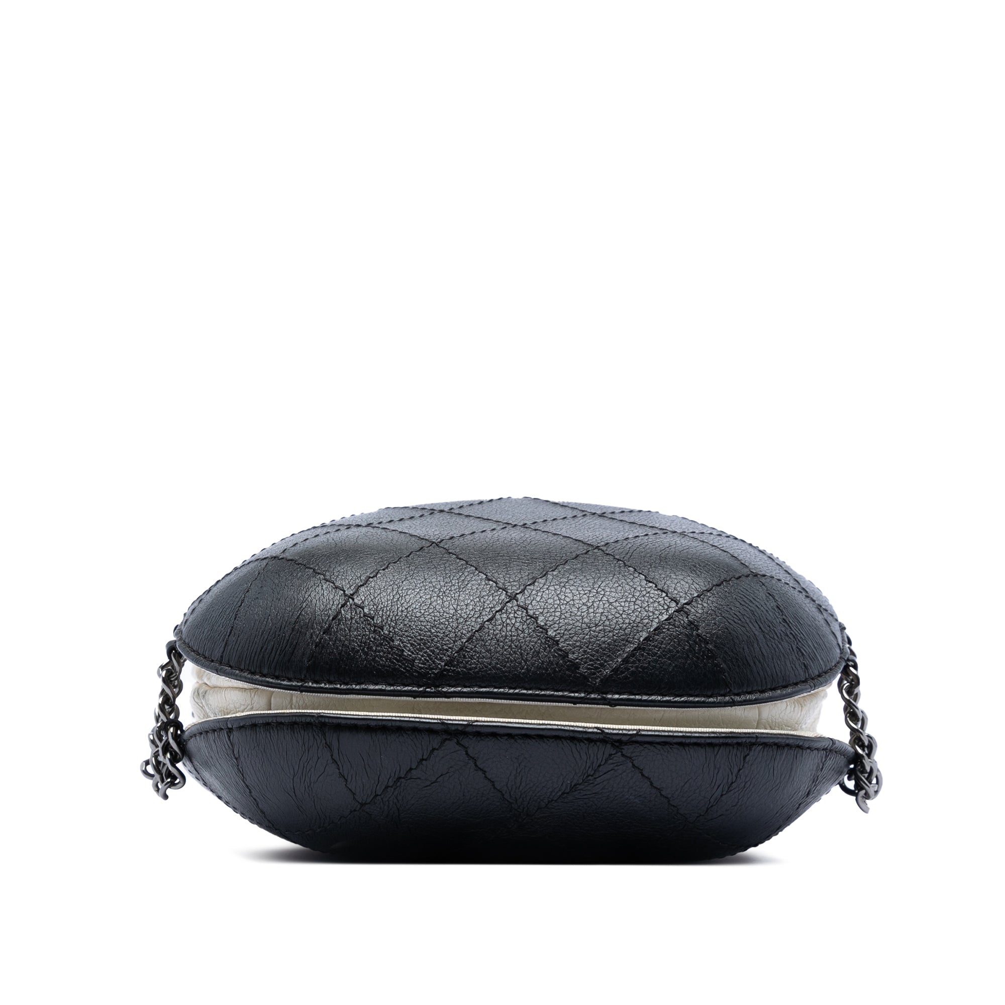Small Bicolor Quilted Calfskin Gabrielle Bucket Bag - Image 3