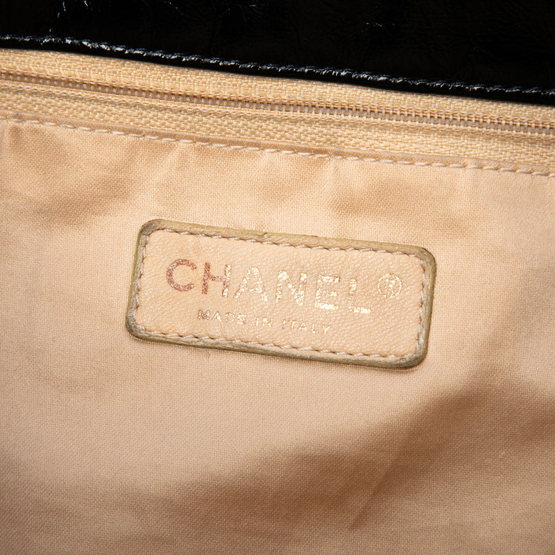 Crinkled Patent Rodeo Drive Tote - Image 5