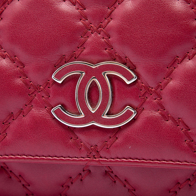 CC Quilted Calfskin Double Stitch Hamptons Wallet on Chain - Image 5