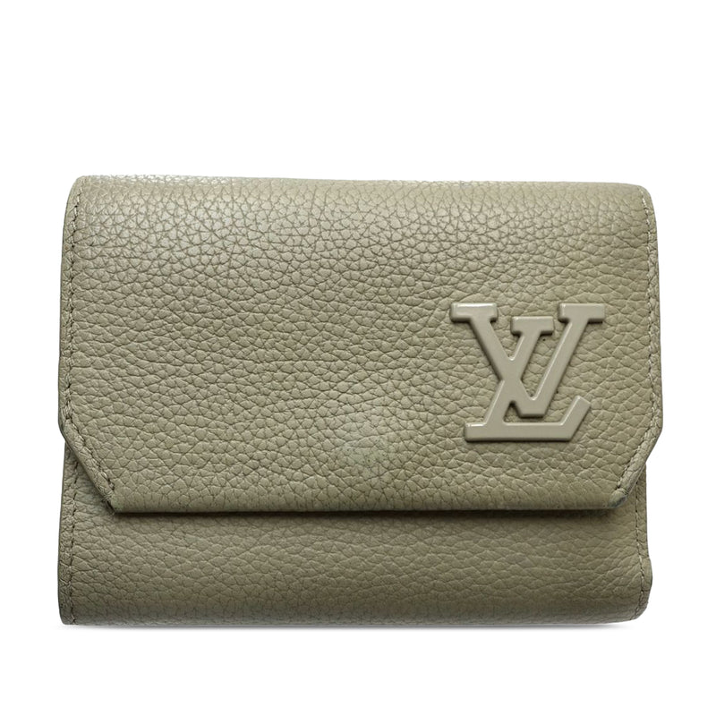 Aerogram Pilot Trifold Wallet