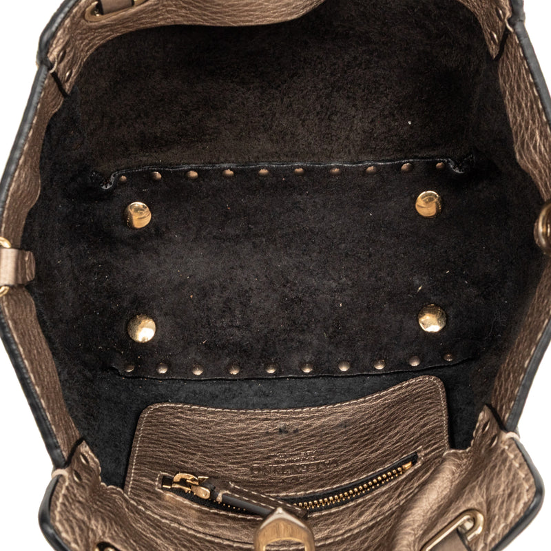 Mini Metallic Pebbled Calfskin Rockstud Trapeze Satchel - Image 4