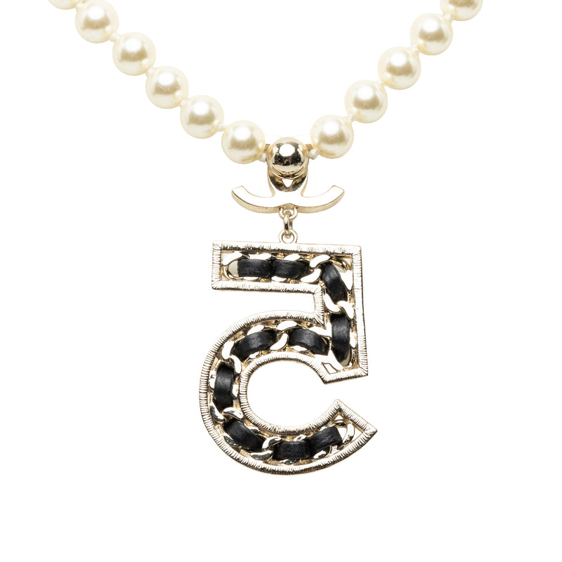 CC Brass No 5 Strass and Faux Pearl Pendant Necklace - Image 3