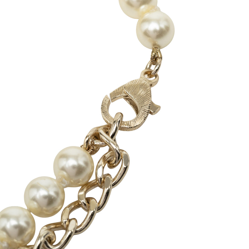 CC Brass No 5 Strass and Faux Pearl Pendant Necklace - Image 5