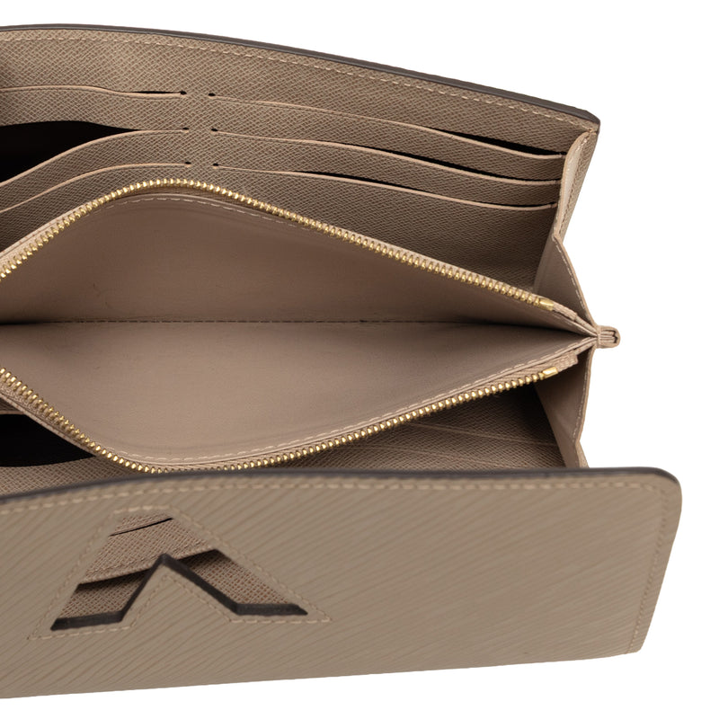 Epi Twist Long Wallet - Image 5