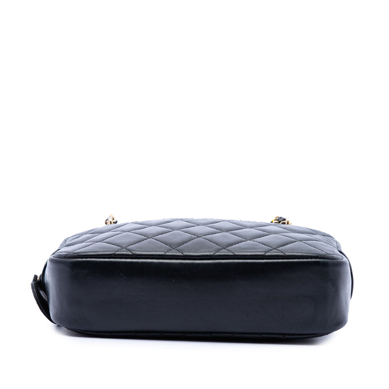 Mini CC Quilted Lambskin Pocket Chain Camera Bag - Image 3