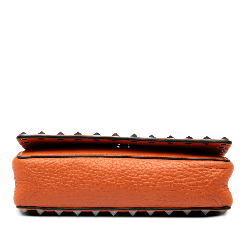 Pebbled Calfskin Rockstud Clutch on Chain - Image 3