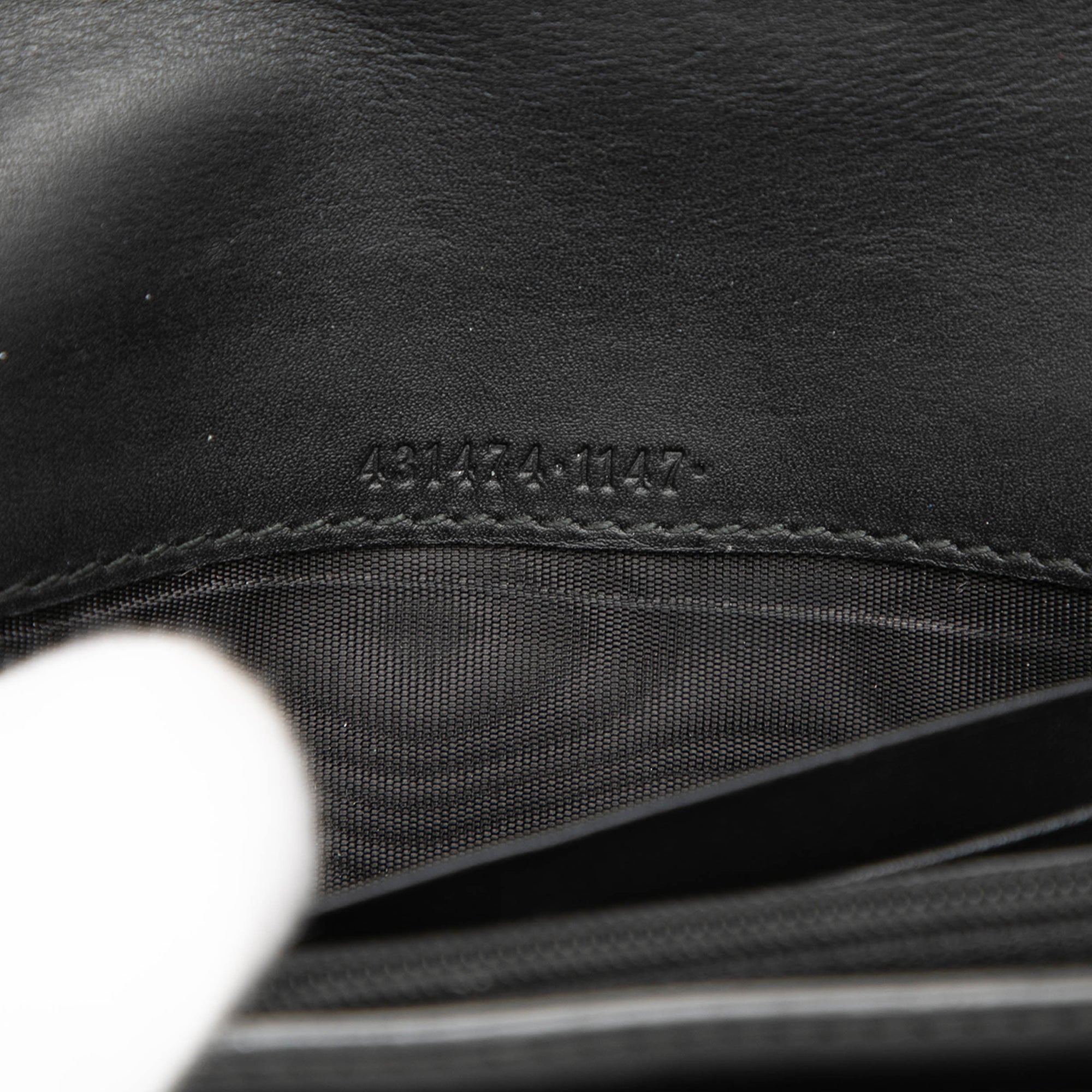 GG Supreme Pearl Studded Peony Long Wallet - Image 5