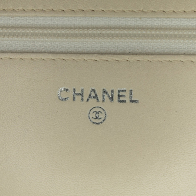 CC Coated Tweed Wallet On Chain - Image 6