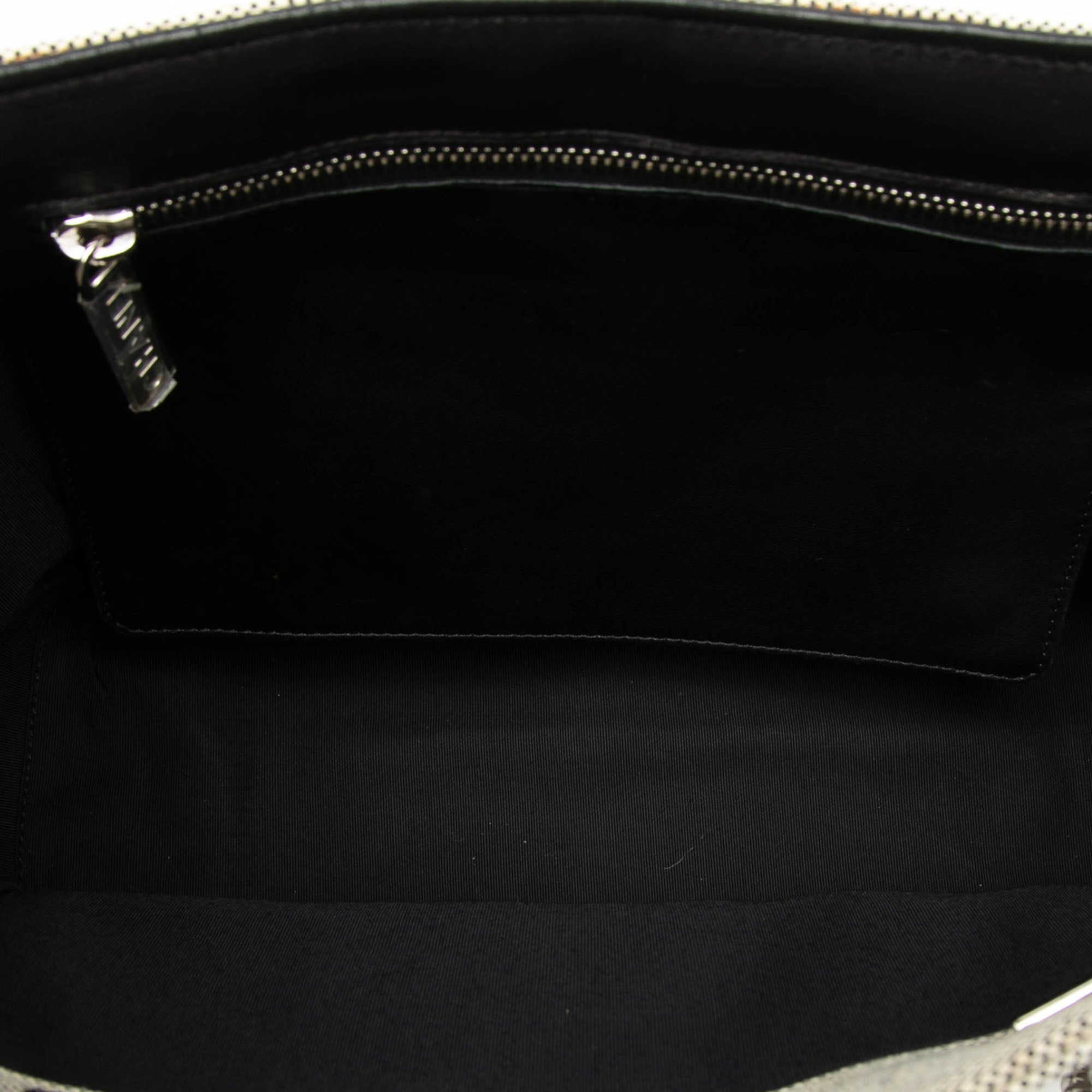 CC Camellia No. 5 Choco Bar Canvas Tote - Image 4