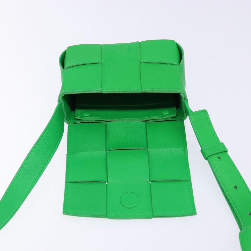 Bottega Veneta Cassette Maxi Intrecciato Leather Green Bag