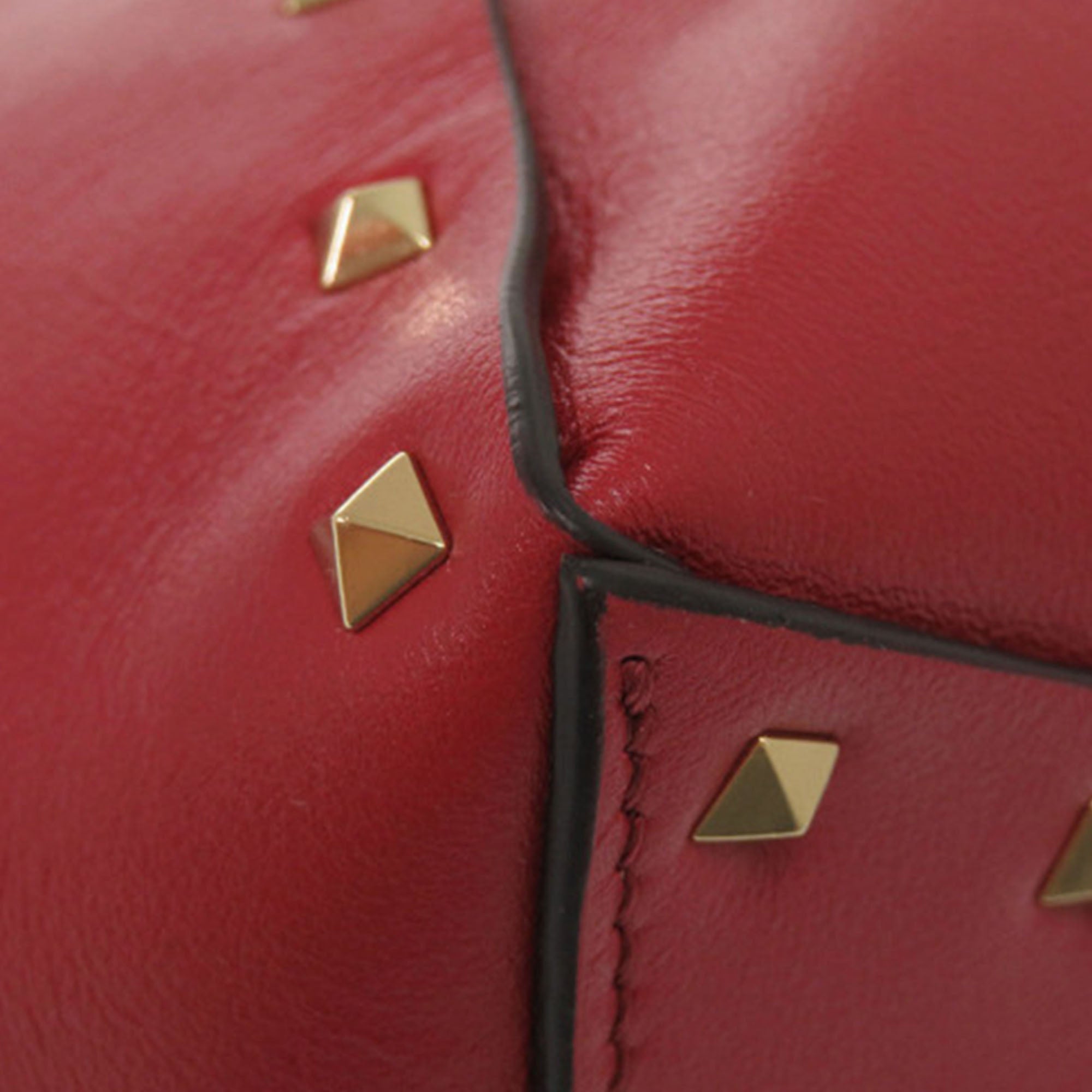 Leather Rockstud Wispy Bucket Bag - Image 10
