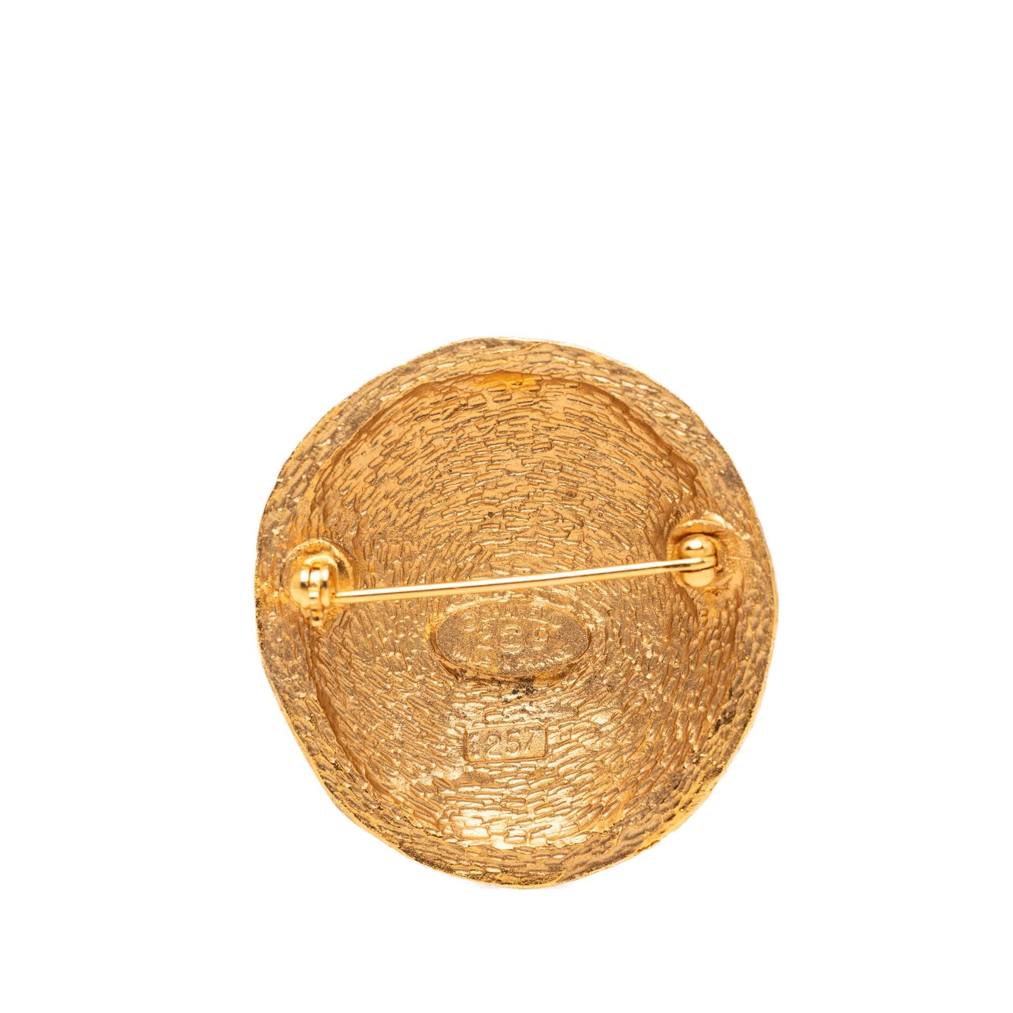 CC Gold Plated Round Pin Brooch - Image 3