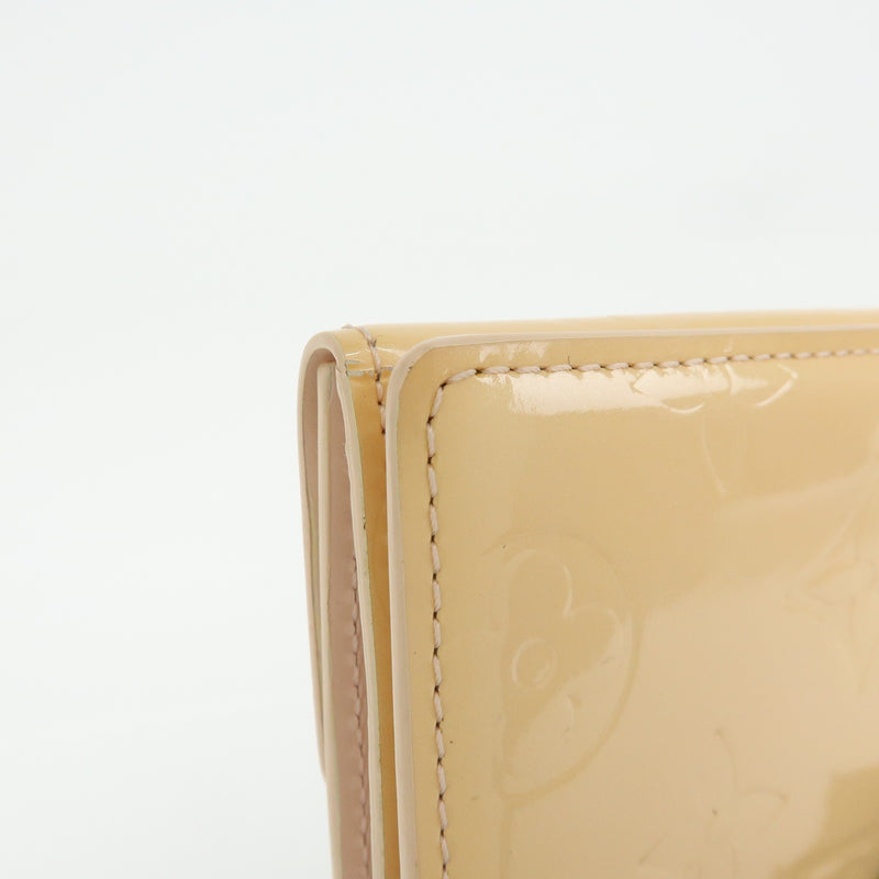 Louis Vuitton Ludlow Vernis Pink Patent_leather Accessory