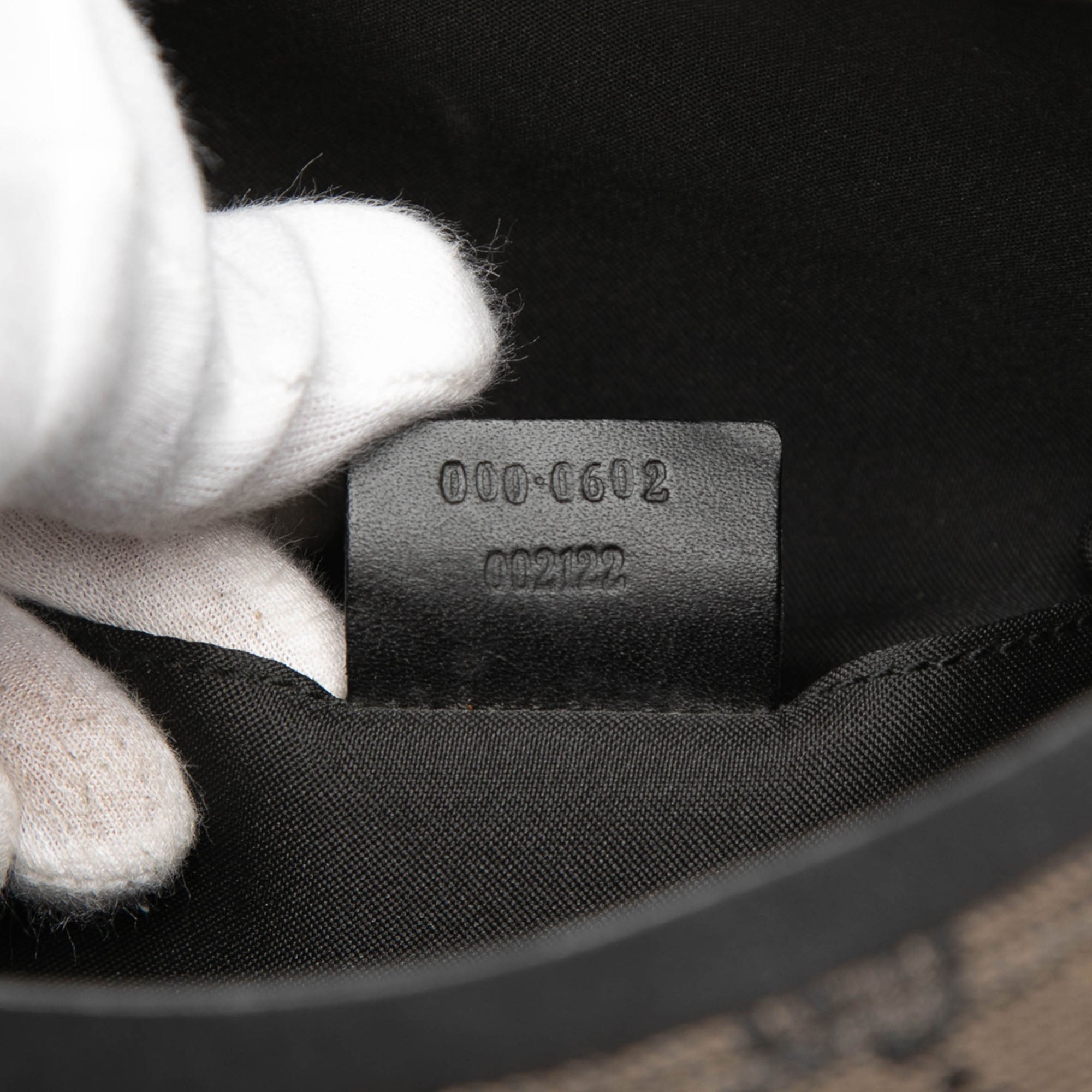 GG Canvas Shoulder Bag - Image 6
