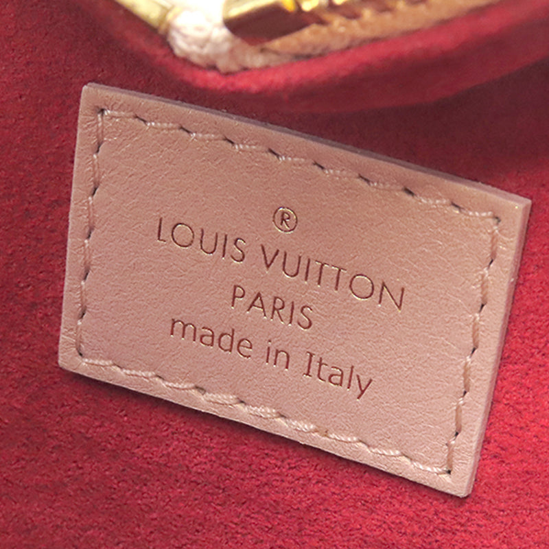 Monogram Embossed Lambskin Fall In Love Sac Coeur - Image 5