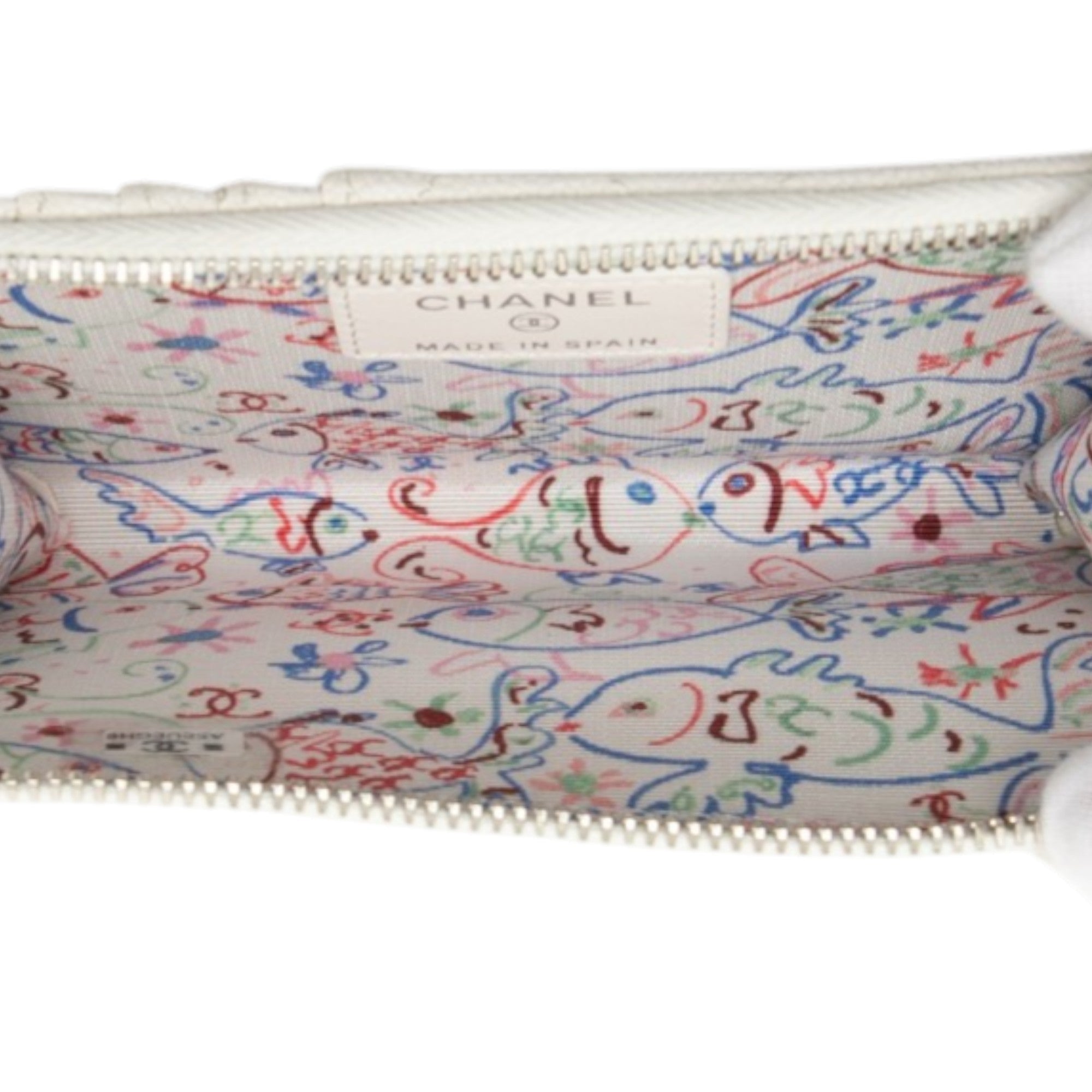 CC Quilted Caviar Zip Around Coin and Card Holder - Image 4