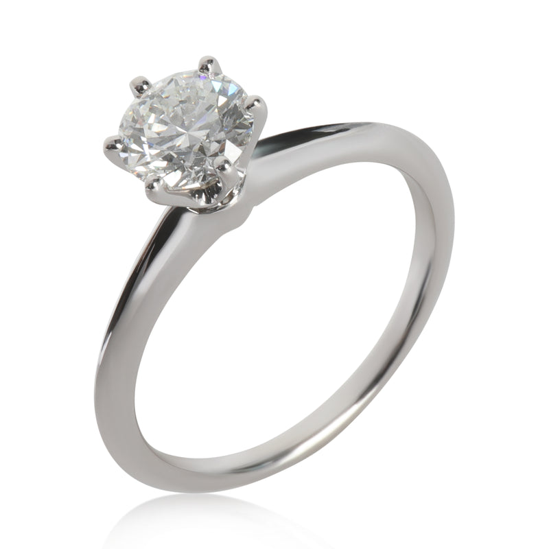 Tiffany & Co. 0.91 Ct Round Brilliant Diamond Engagement Ring 950