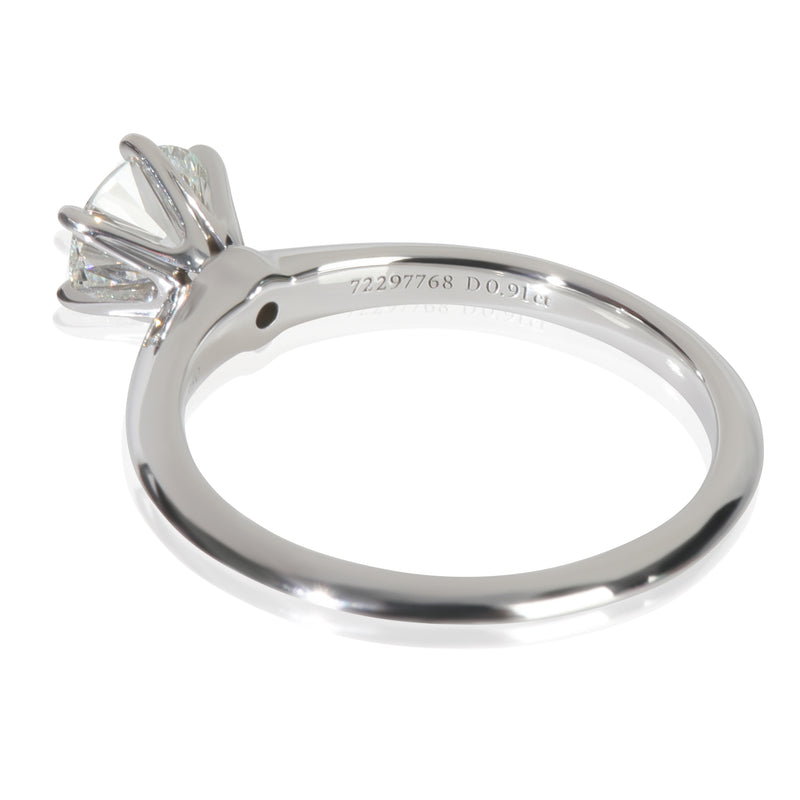 Tiffany & Co. 0.91 Ct Round Brilliant Diamond Engagement Ring 950